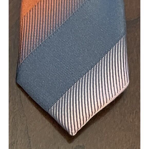 Bcbg Attitude Orange Gray Pink 100% Silk Men’s Neck Tie Made In China - Picture 6 of 9